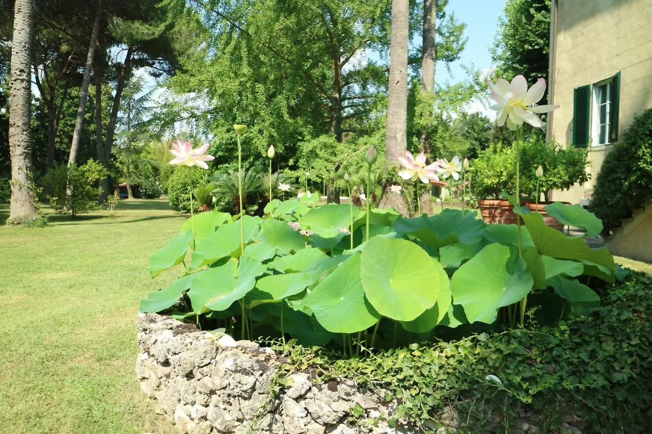Borgo Studiati Residenza D'Epoca Bed and Breakfast Pugnano