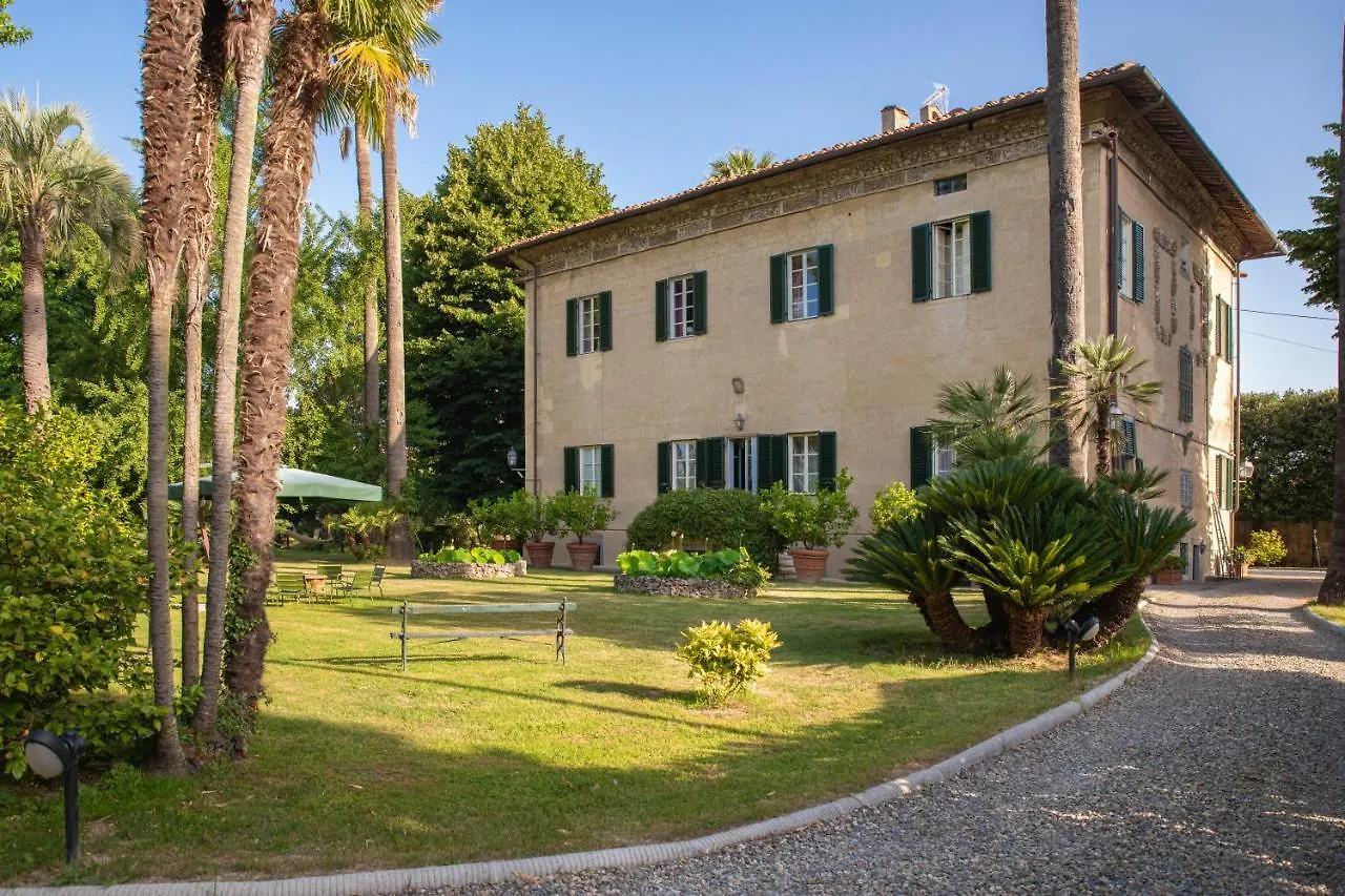 Borgo Studiati Residenza D'Epoca Bed and Breakfast Pugnano 0*,  Italië