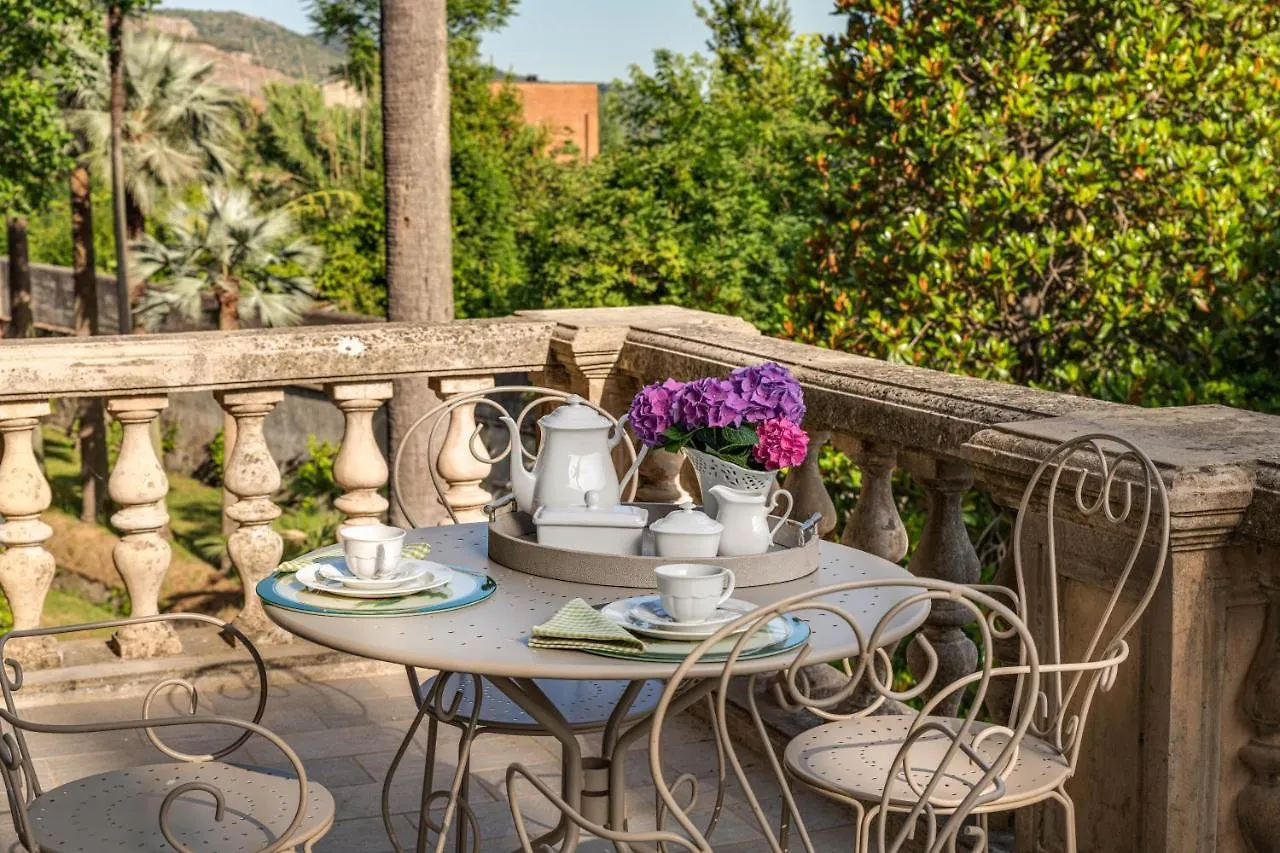 Borgo Studiati Residenza D'Epoca Bed and Breakfast Pugnano Bed & Breakfast