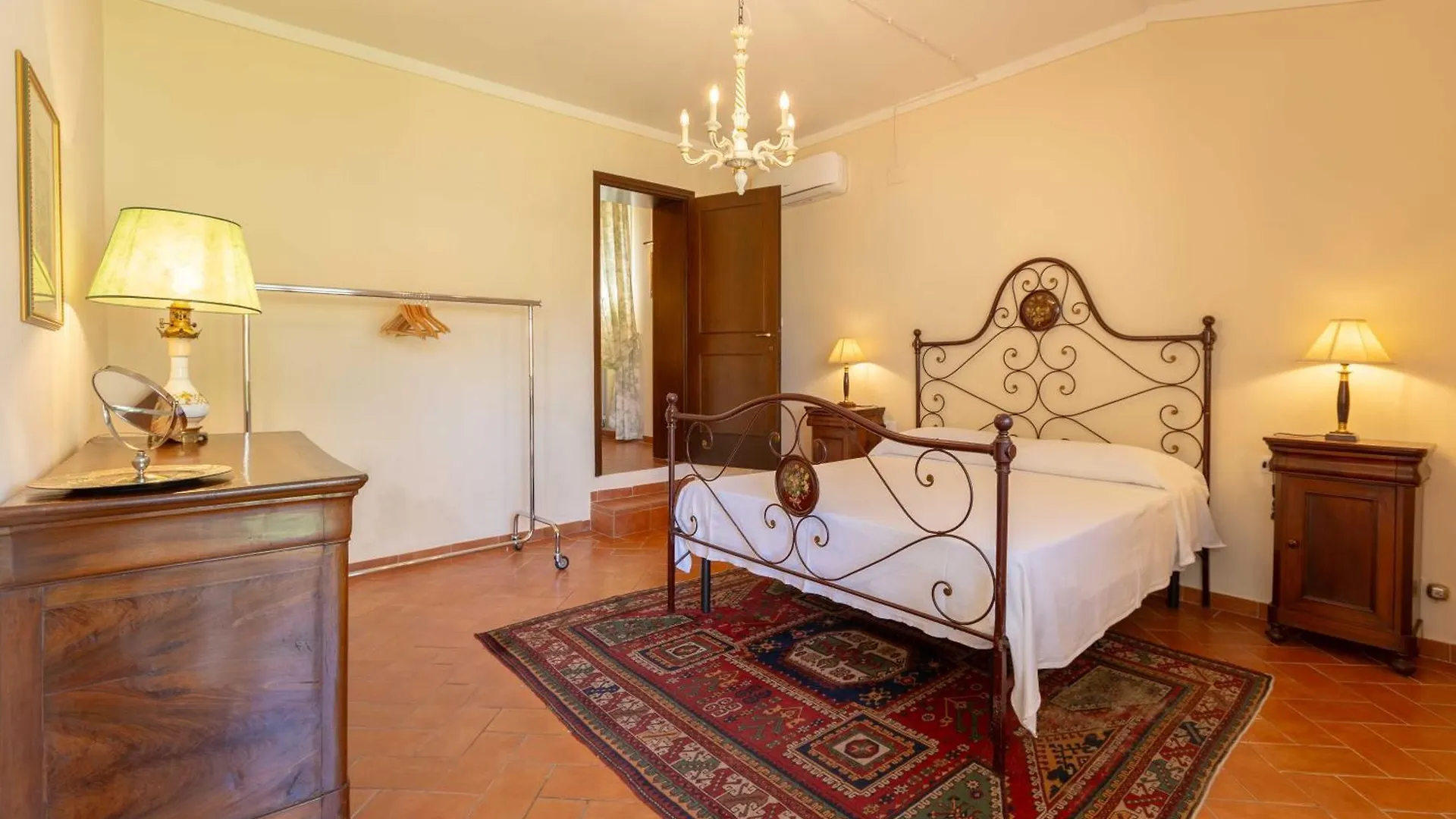 Borgo Studiati Residenza D'Epoca Bed and Breakfast Pugnano